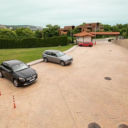 Апартамент За Гости Влади В Комплекс Garden Palace Balcsik Kültér fotó